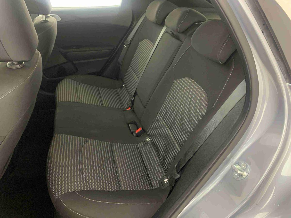 kia-xceed-2025-gasolina-998cc