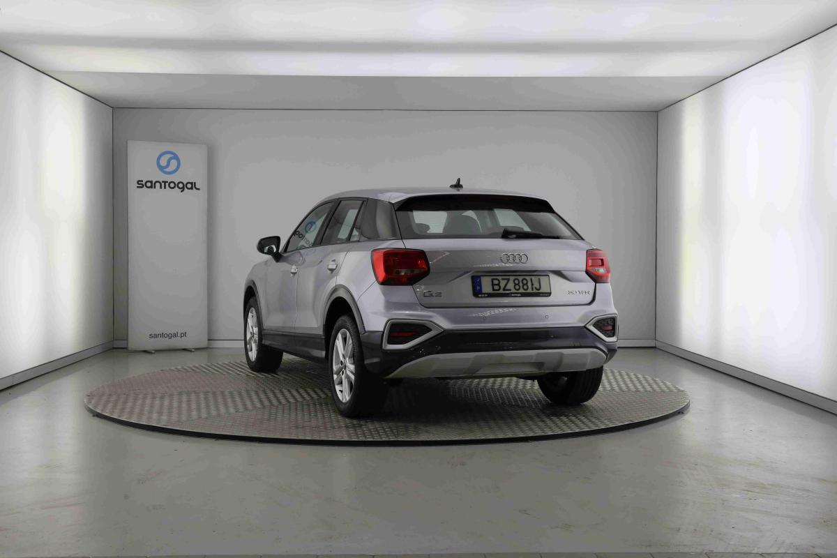audi-q2-2025-gasolina-999cc