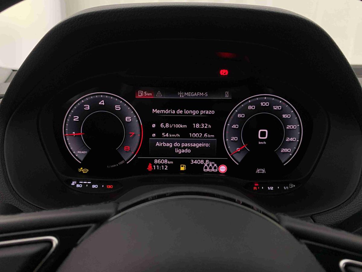 audi-q2-2025-gasolina-999cc