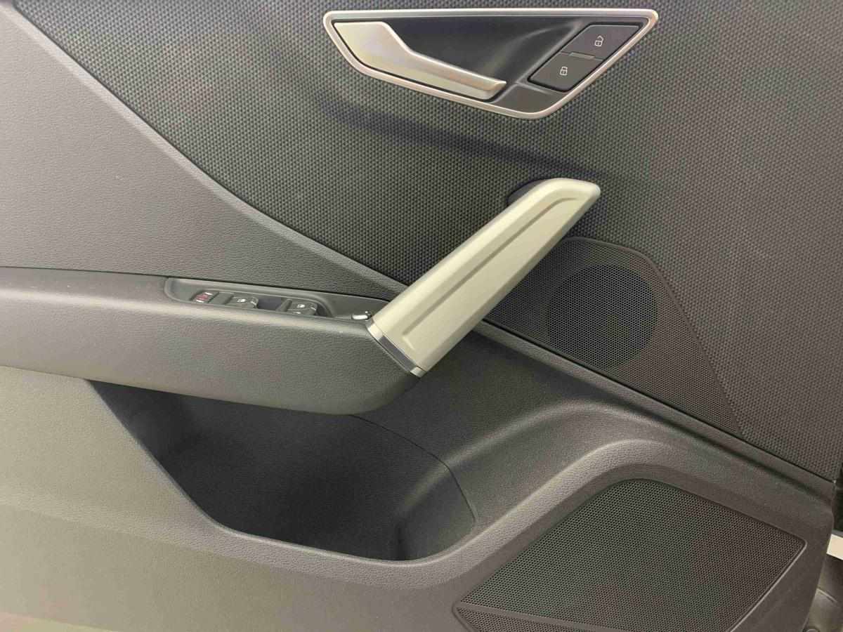 audi-q2-2025-gasolina-999cc