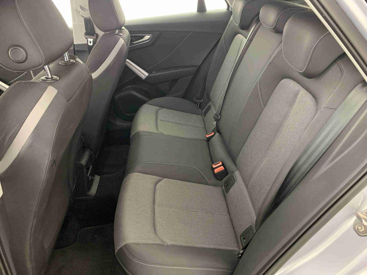 audi-q2-2025-gasolina-999cc