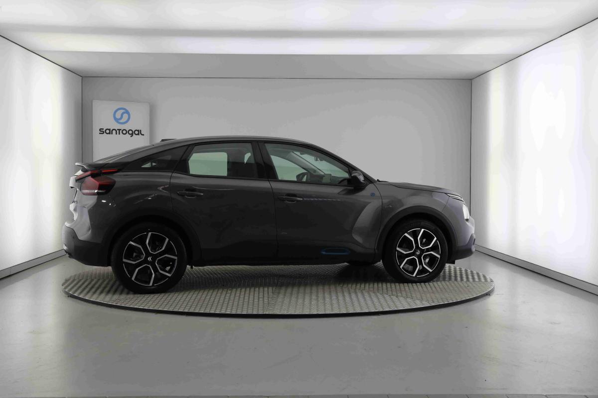 citroen-e-c4-2023-eletrico-0cc