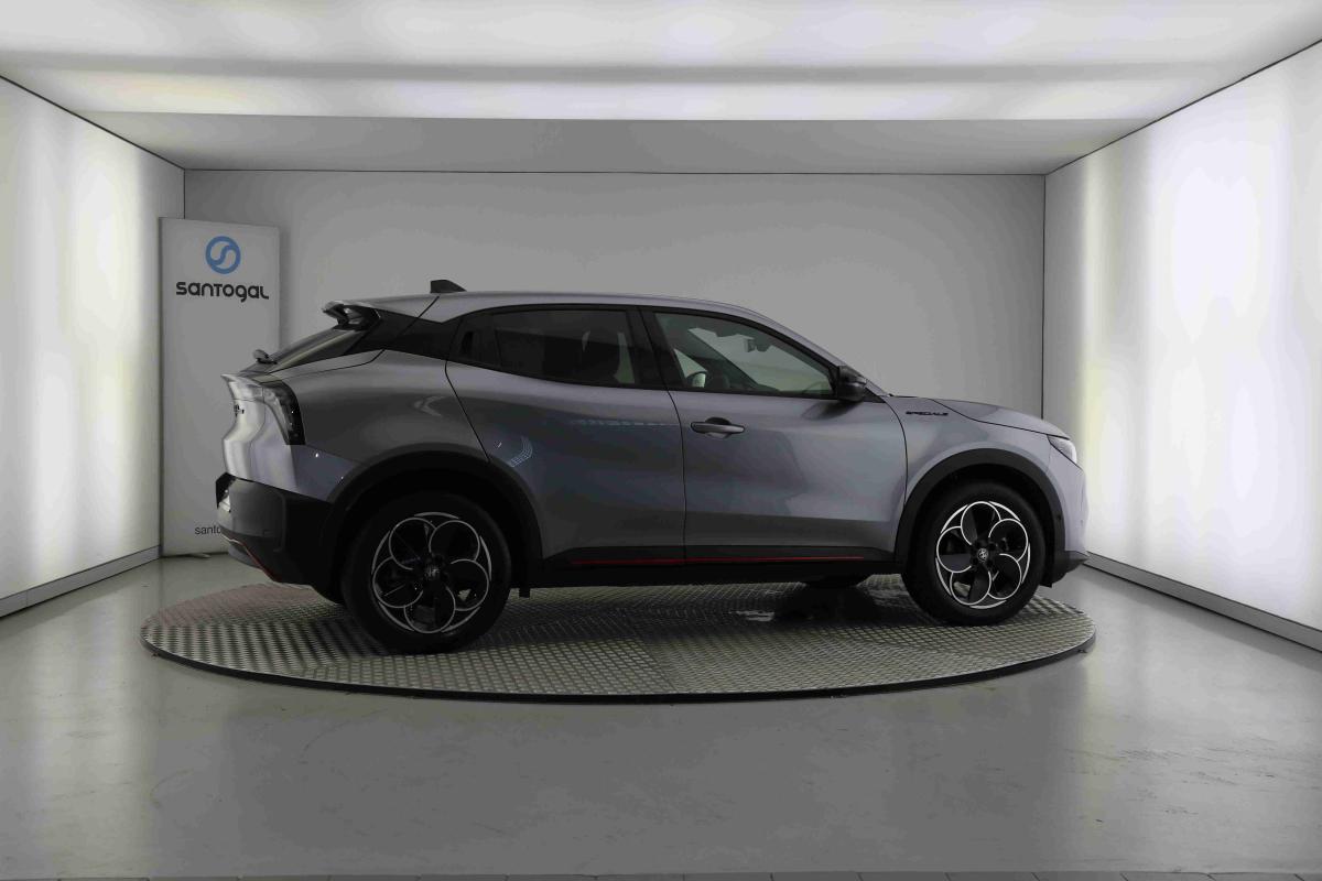 alfa-romeo-junior-2025-eletrico-0cc
