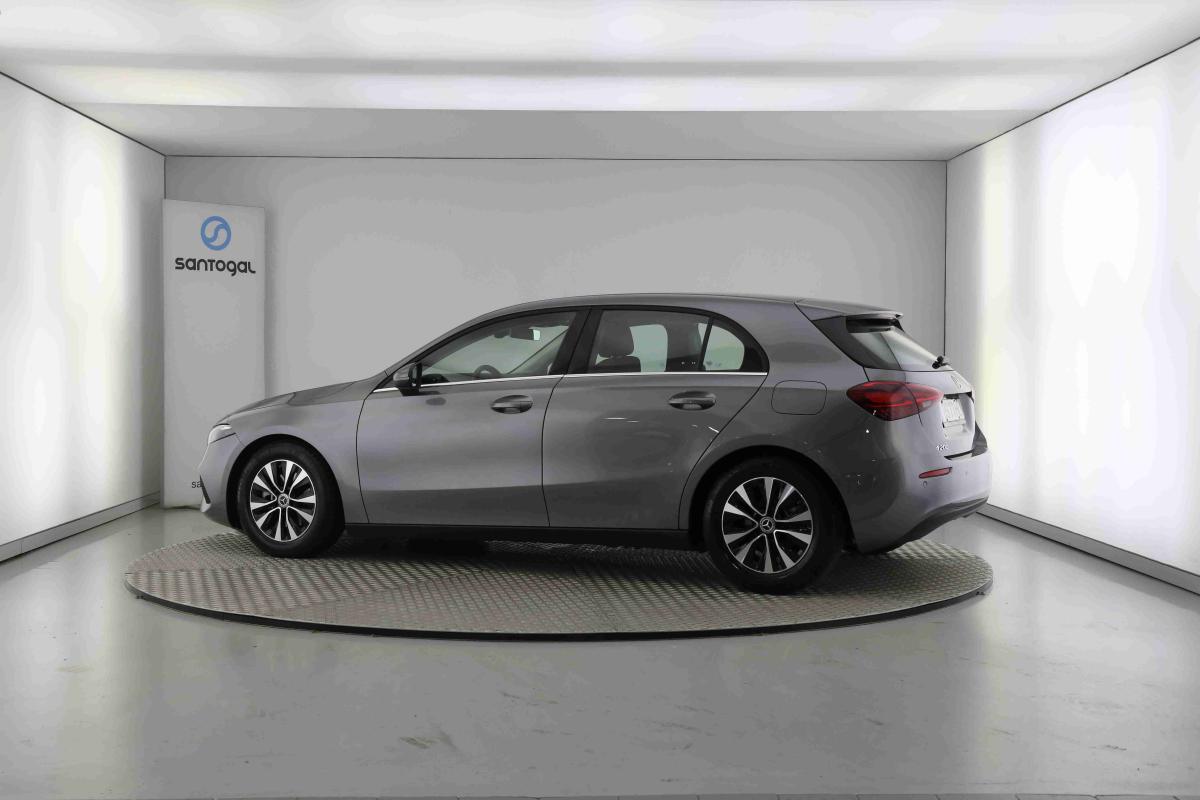 mercedes-benz-200-2025-gasolina-1332cc