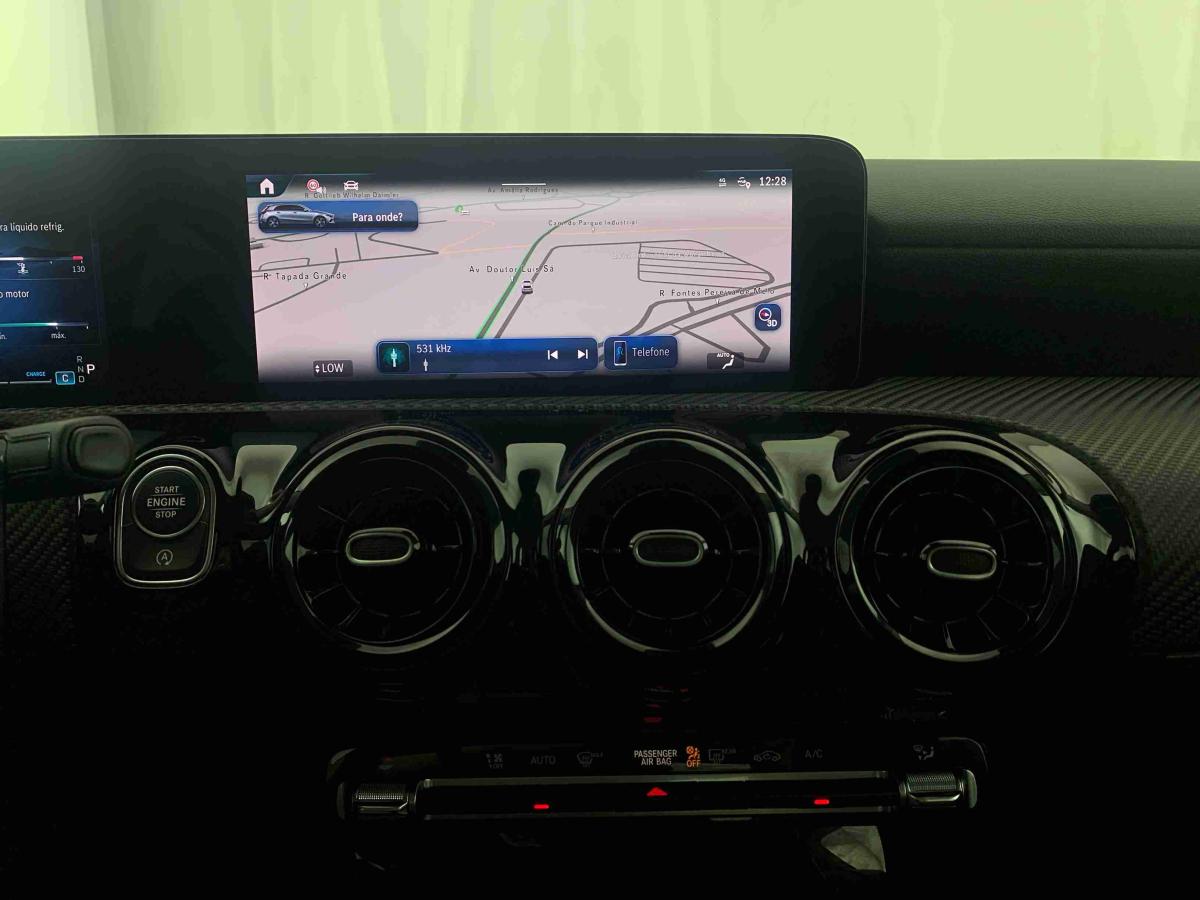 mercedes-benz-200-2025-gasolina-1332cc