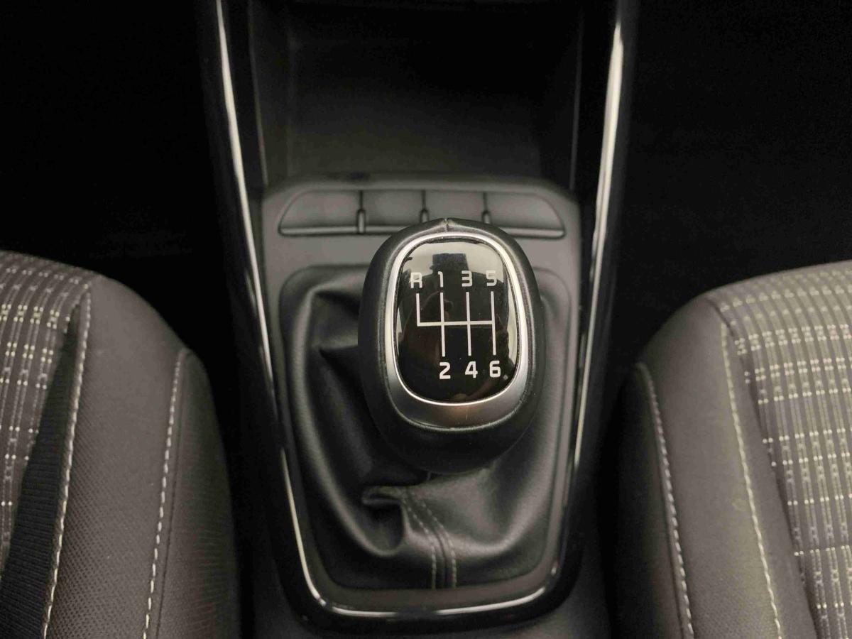 kia-stonic-2025-gasolina-998cc