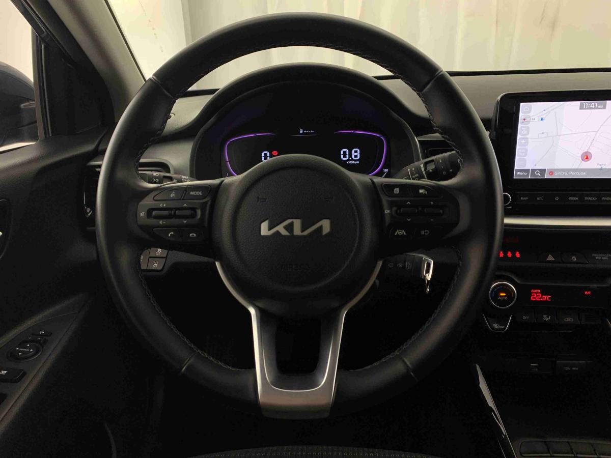 kia-stonic-2025-gasolina-998cc