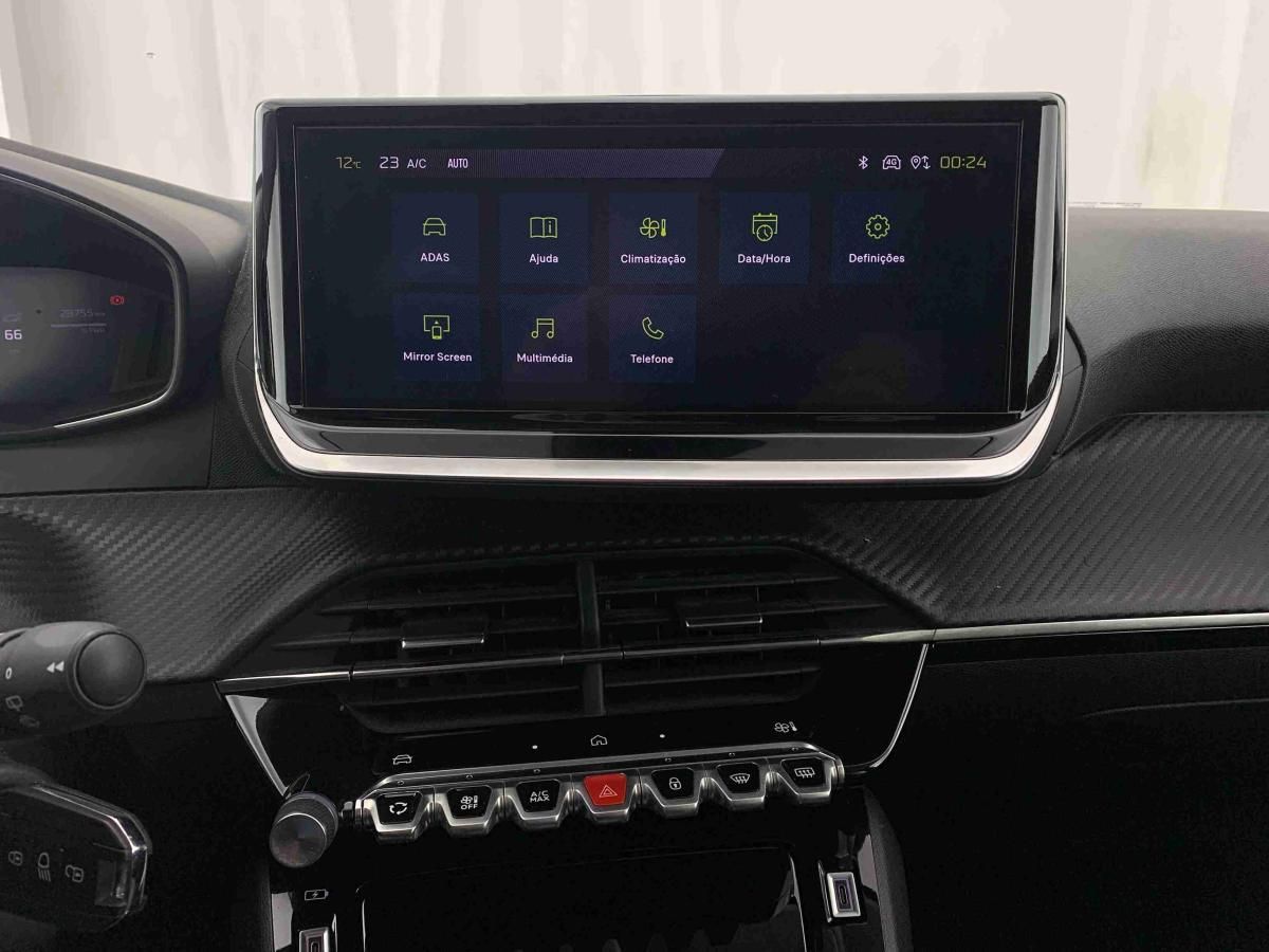 peugeot-208-2025-gasolina-1199cc
