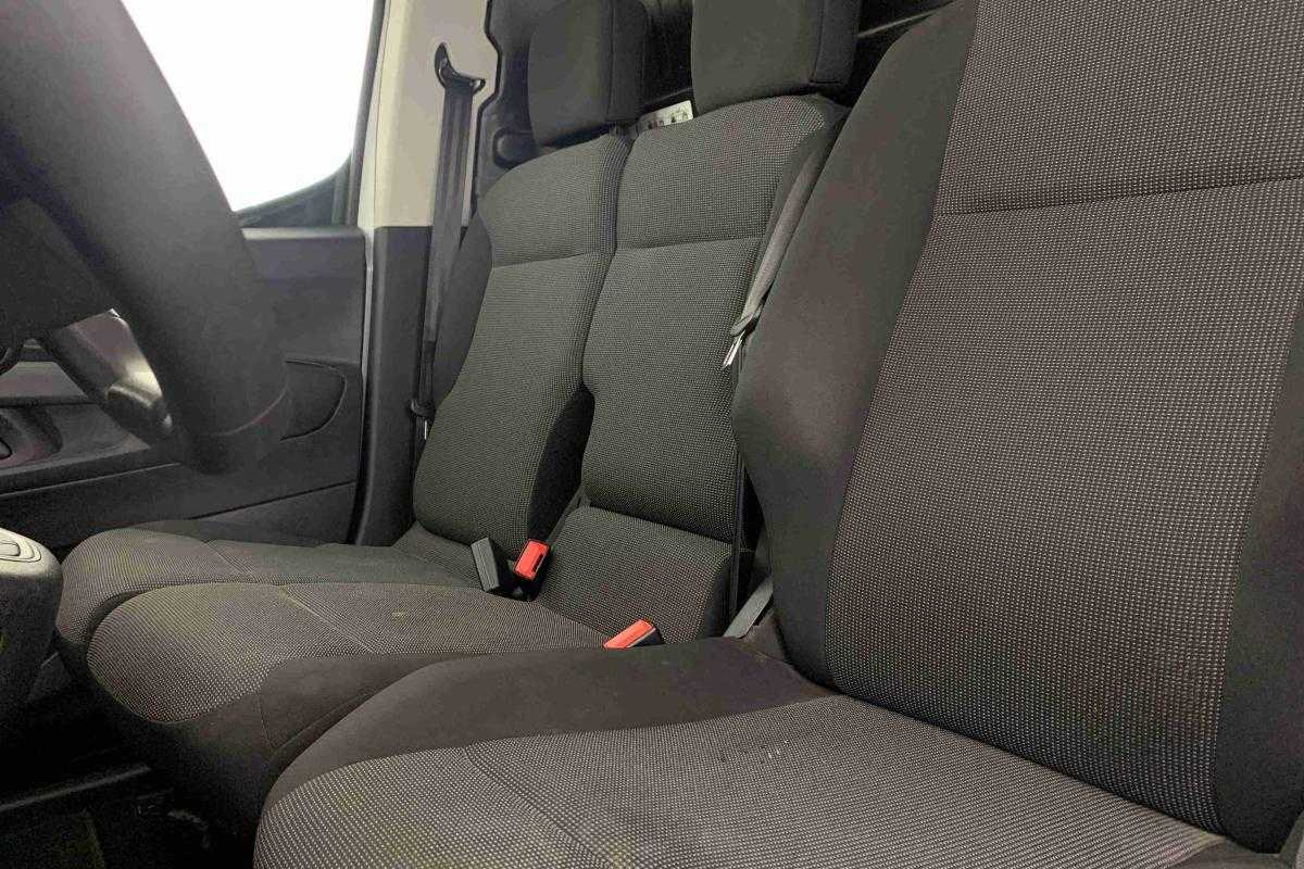 peugeot-partner-2024-diesel-1499cc