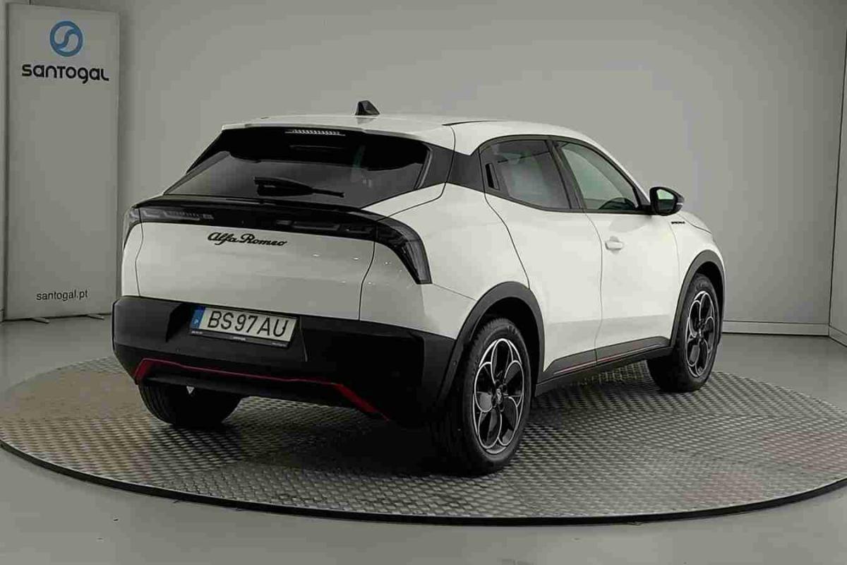 alfa-romeo-junior-2025-eletrico-0cc