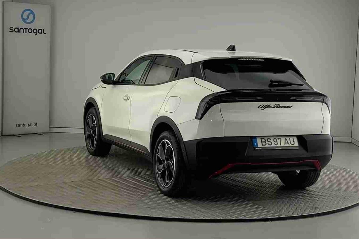 alfa-romeo-junior-2025-eletrico-0cc