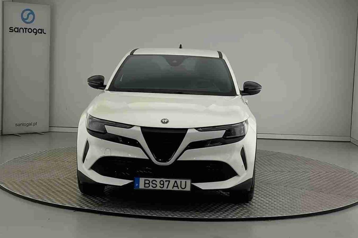 alfa-romeo-junior-2025-eletrico-0cc