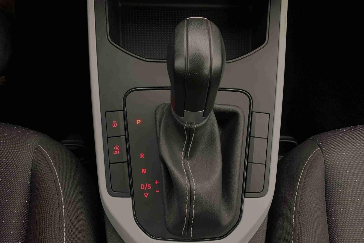 seat-arona-2025-gasolina-999cc