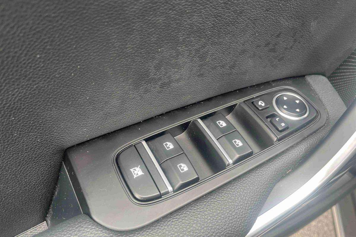 kia-xceed-2025-gasolina-1482cc