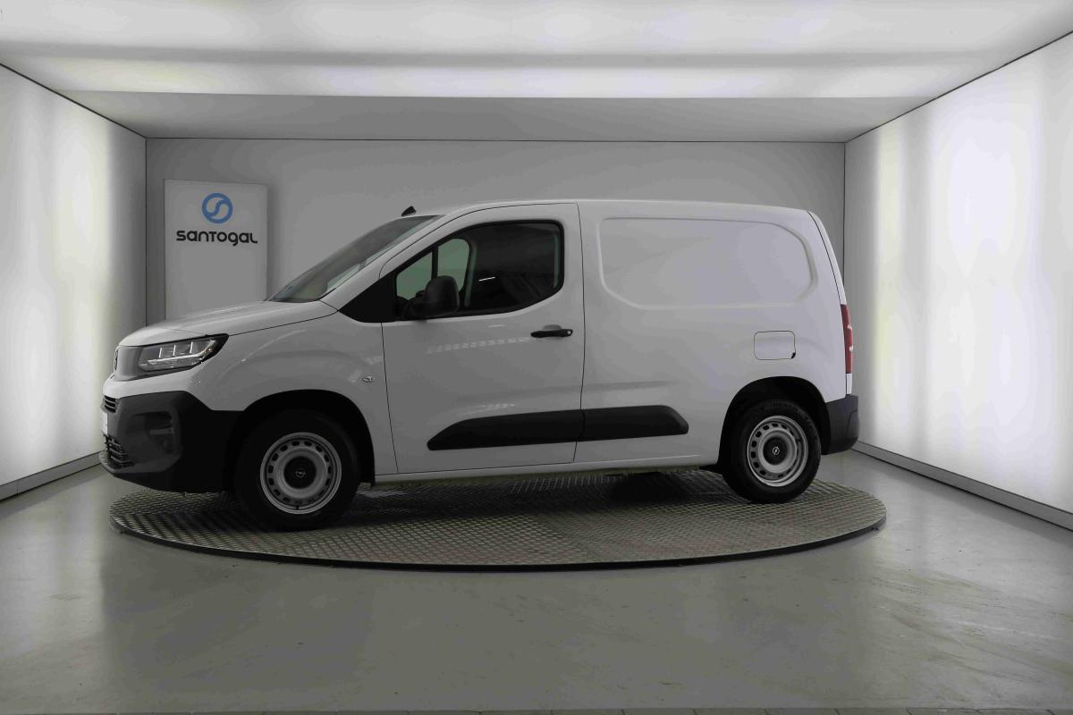 opel-combo-2025-diesel-1499cc