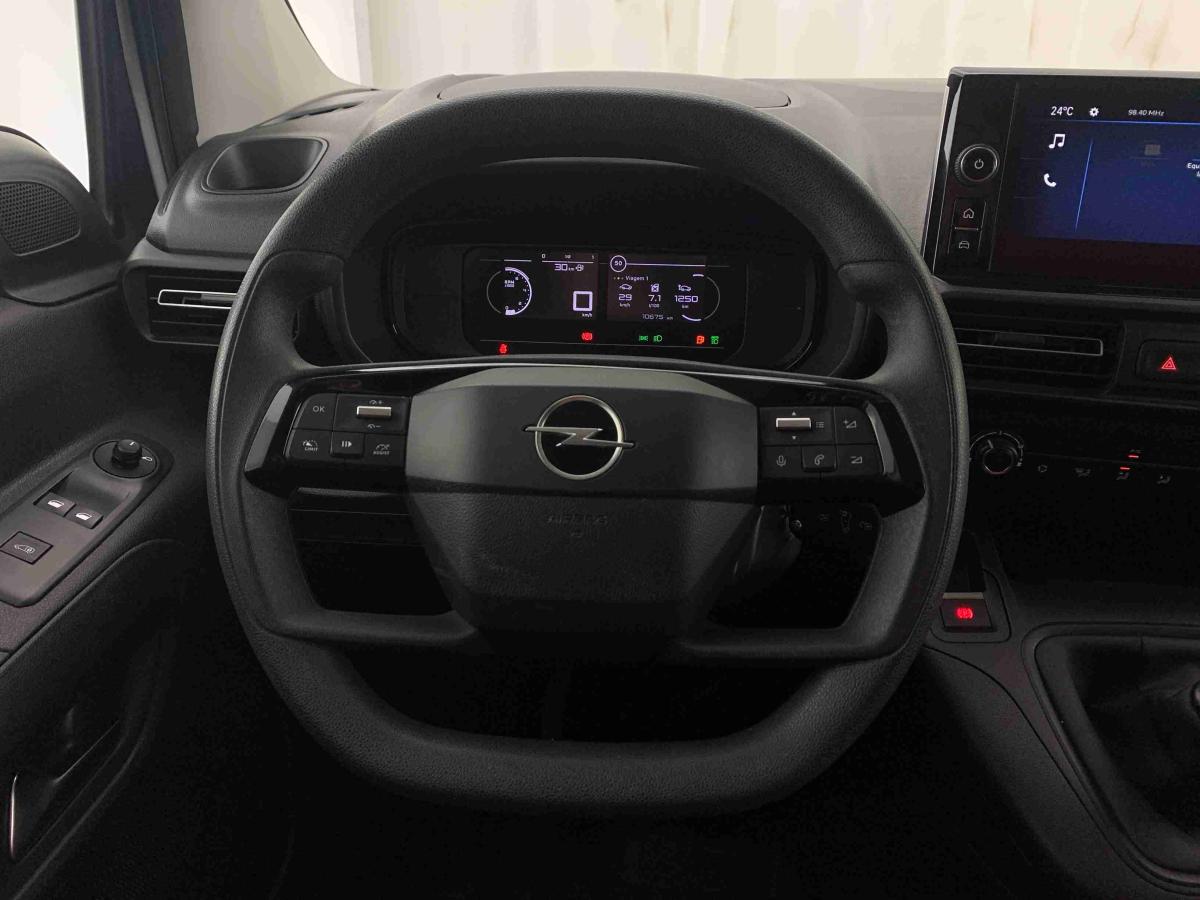 opel-combo-2025-diesel-1499cc