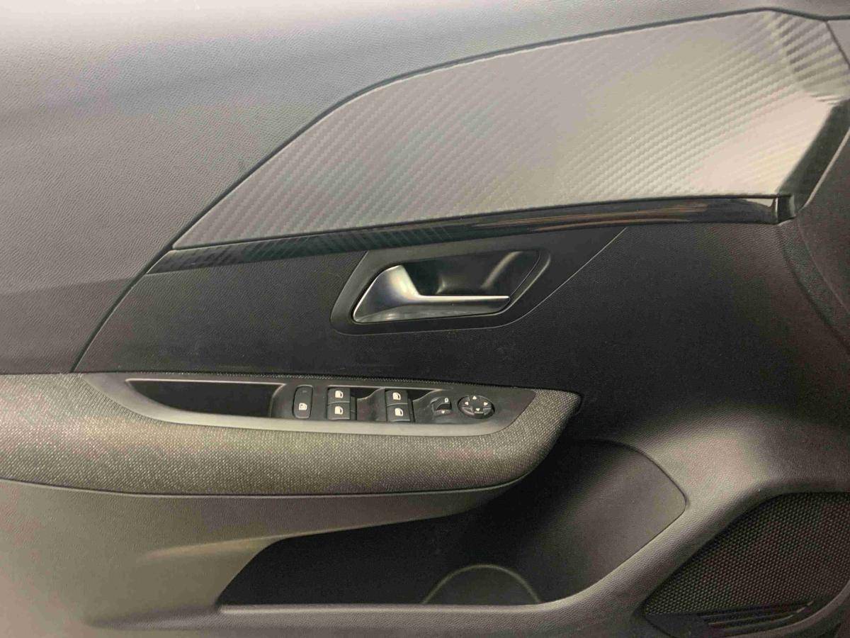 peugeot-208-2025-gasolina-1199cc