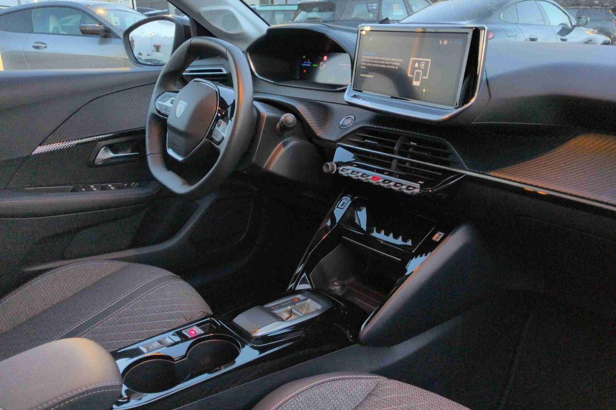 peugeot-e-208-2025-eletrico-0cc