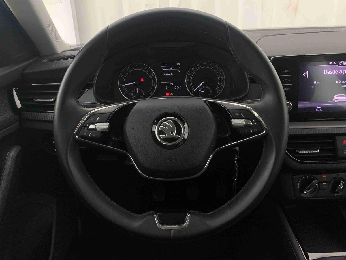 skoda-kamiq-2021-gasolina-999cc
