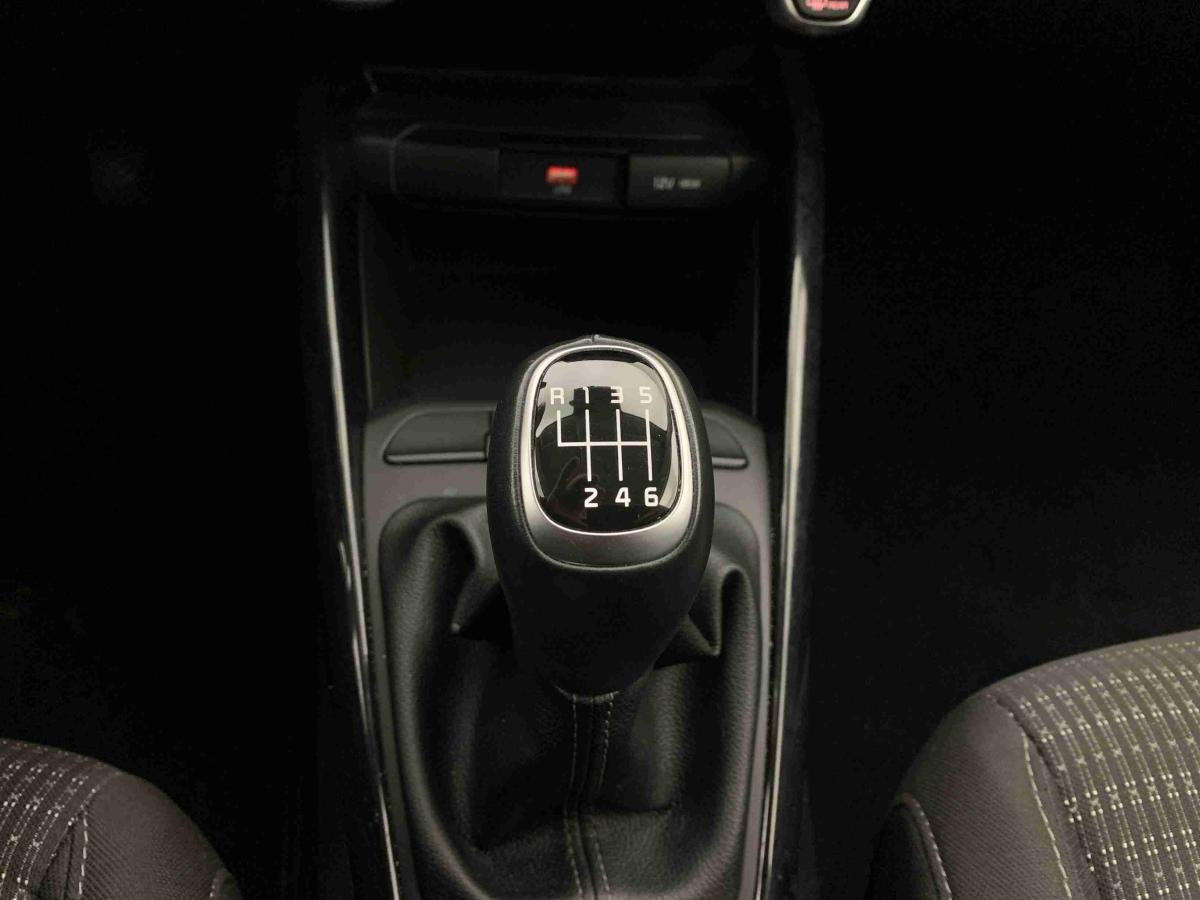 kia-stonic-2025-gasolina-998cc