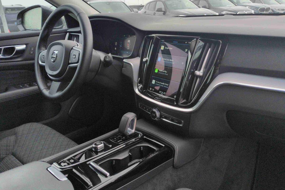volvo-v60-2024-hibrido-1969cc
