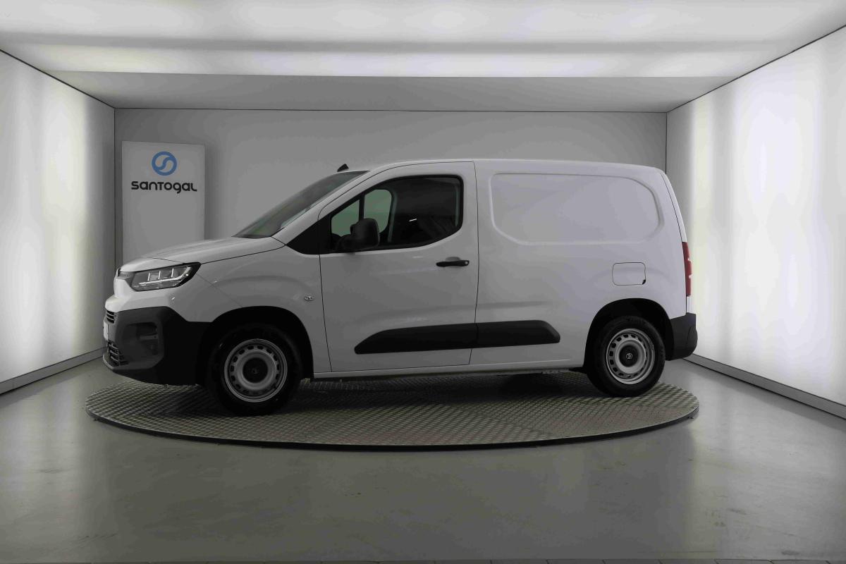 citroen-berlingo-2025-diesel-1499cc
