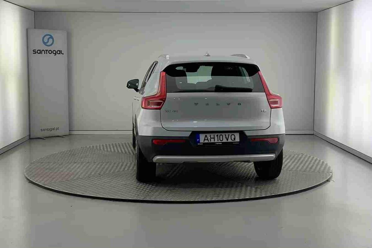 volvo-xc40-2021-gasolina-1477cc