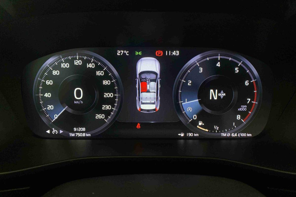 volvo-xc40-2021-gasolina-1477cc