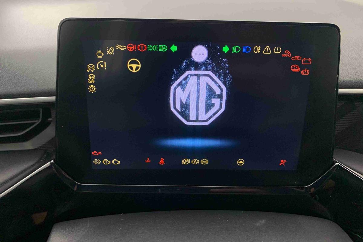 mg-mg3-2025-gasolina-1498cc