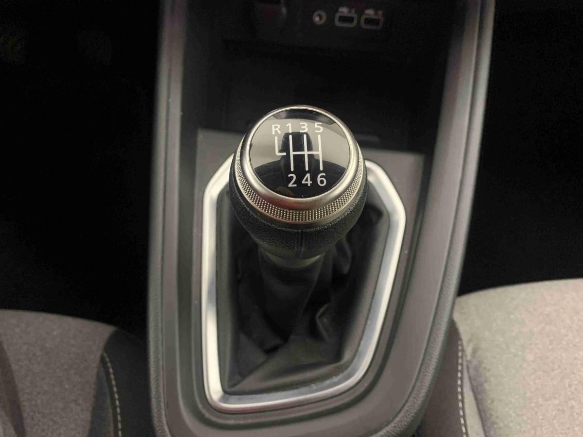 mitsubishi-colt-2025-gasolina-999cc