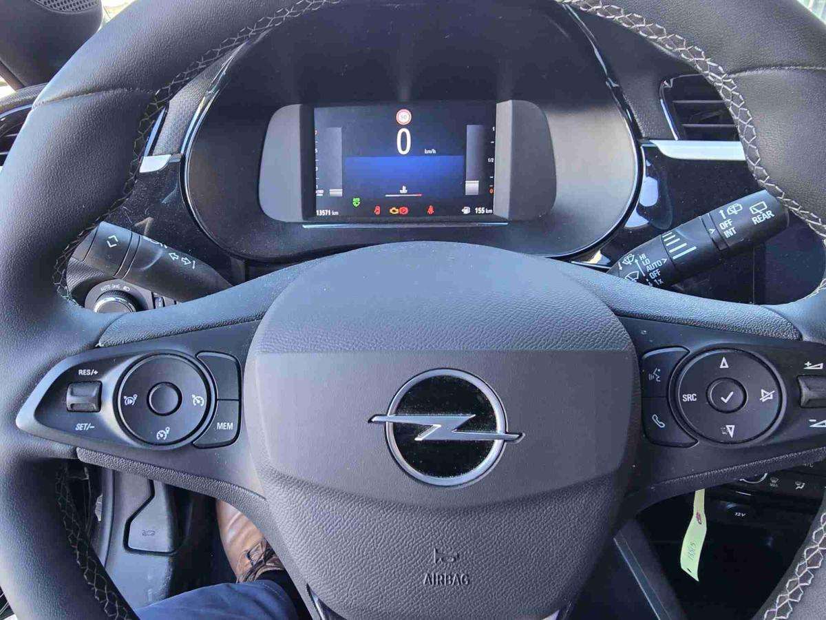 opel-corsa-2025-gasolina-1199cc