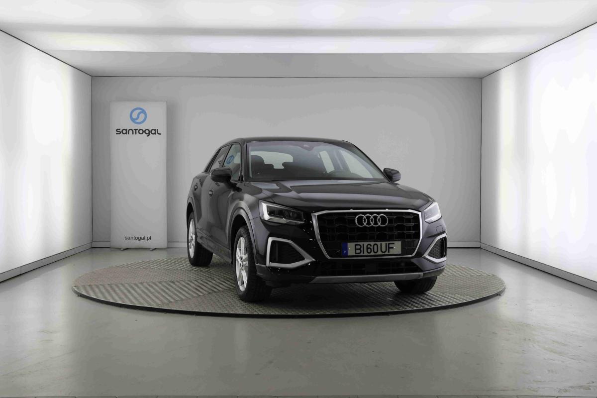 audi-q2-2024-gasolina-999cc