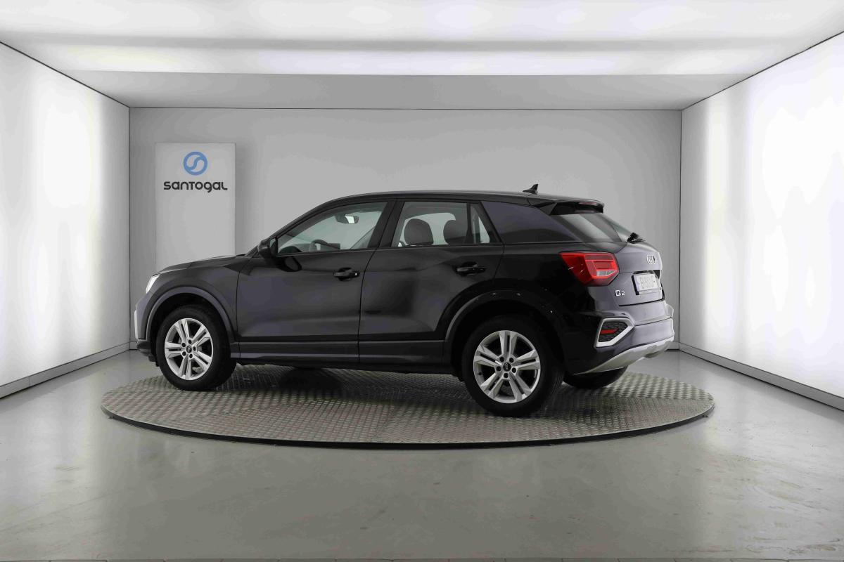 audi-q2-2024-gasolina-999cc