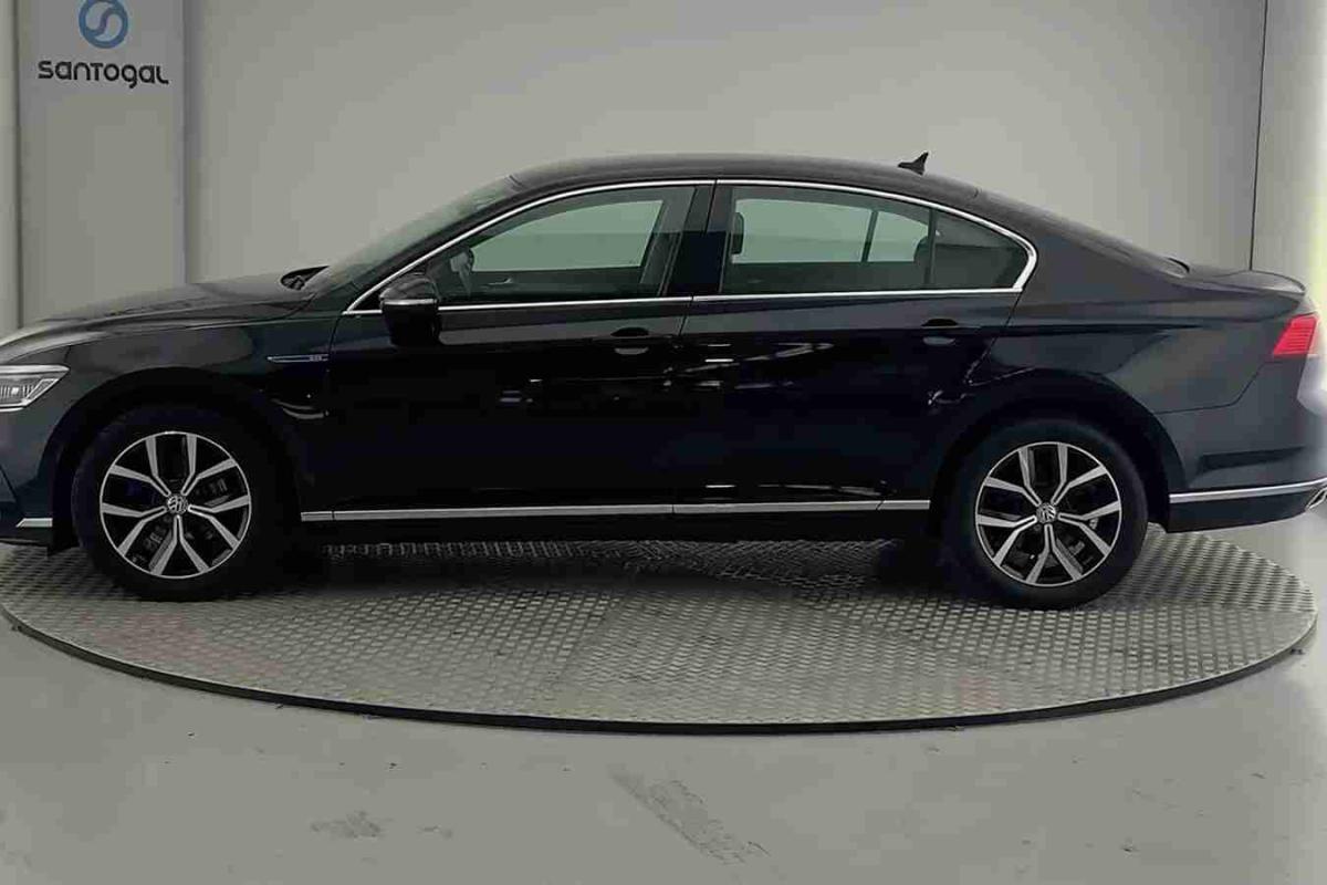 volkswagen-passat-2020-hibrido-1395cc