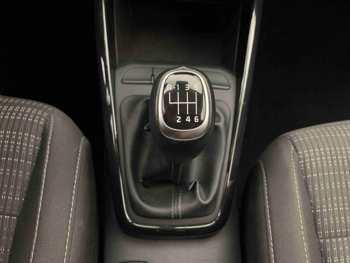 kia-stonic-2025-gasolina-998cc
