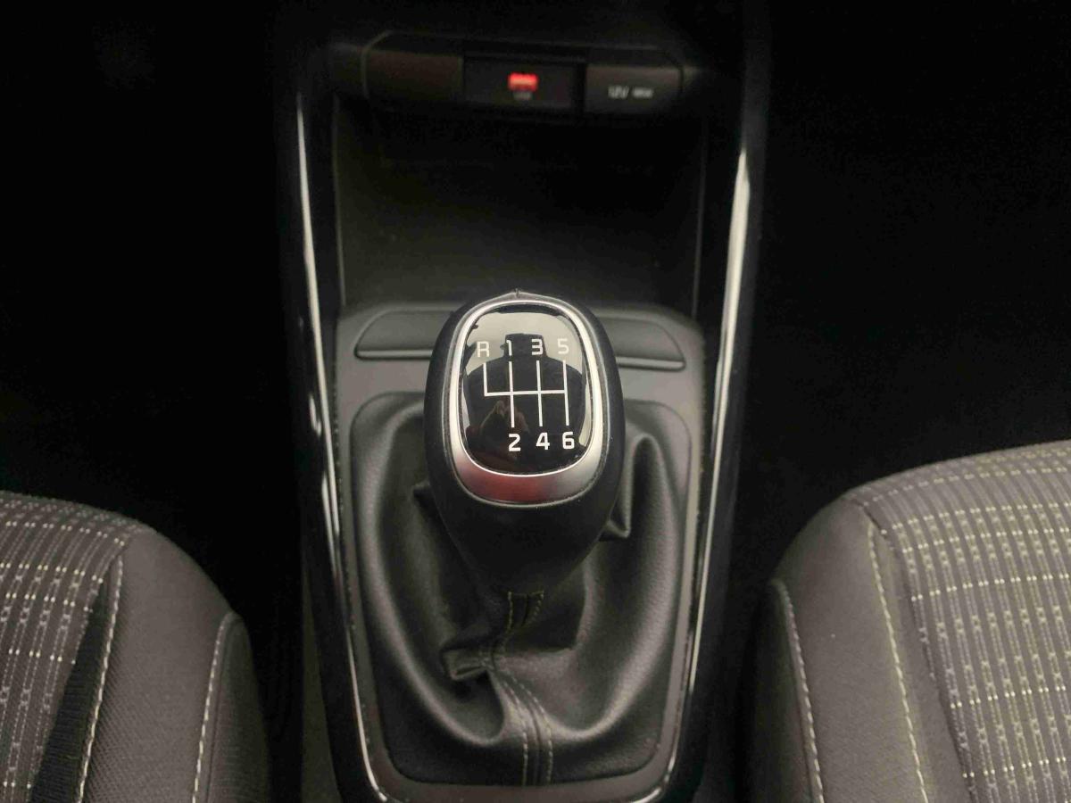 kia-stonic-2025-gasolina-998cc