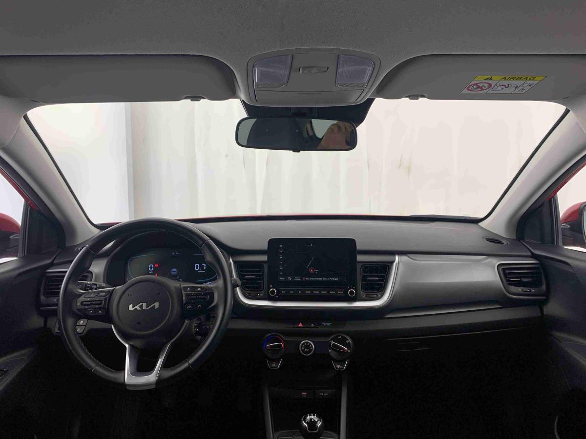 kia-stonic-2025-gasolina-1197cc