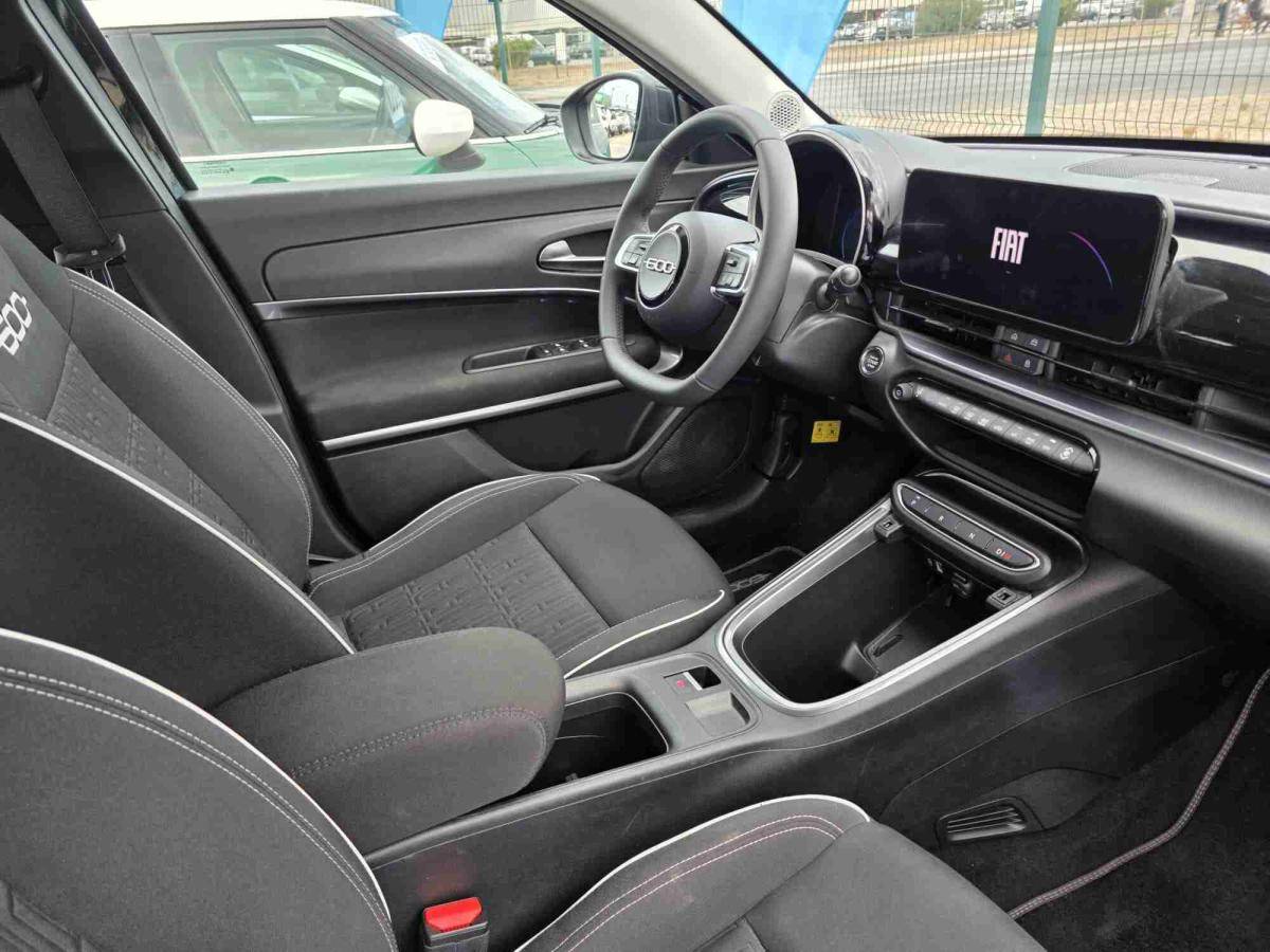 fiat-600-2025-gasolina-1199cc