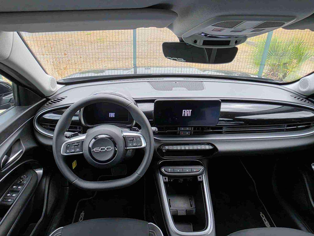 fiat-600-2025-gasolina-1199cc