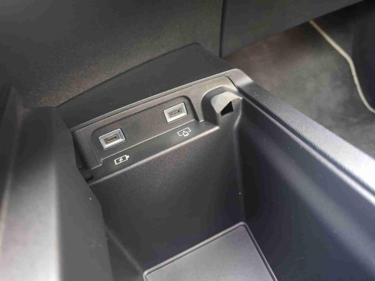 peugeot-5008-2025-eletrico-0cc