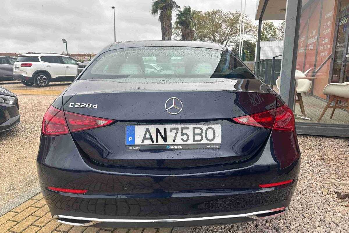 mercedes-benz-220-2021-diesel-1992cc