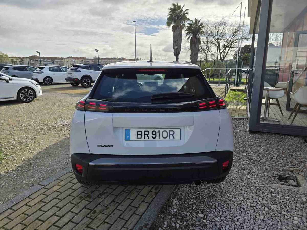 peugeot-2008-2025-gasolina-1199cc