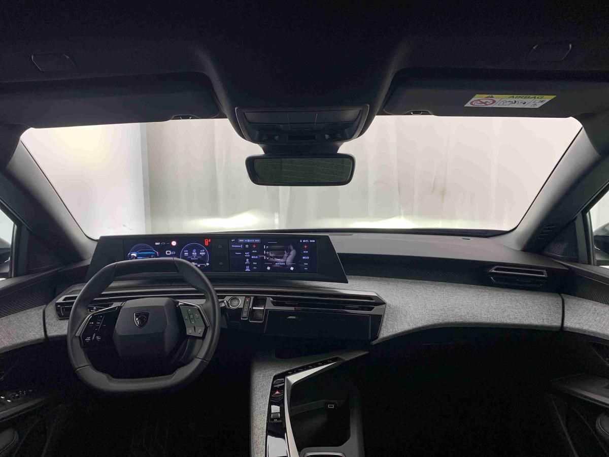 peugeot-5008-2025-gasolina-1199cc