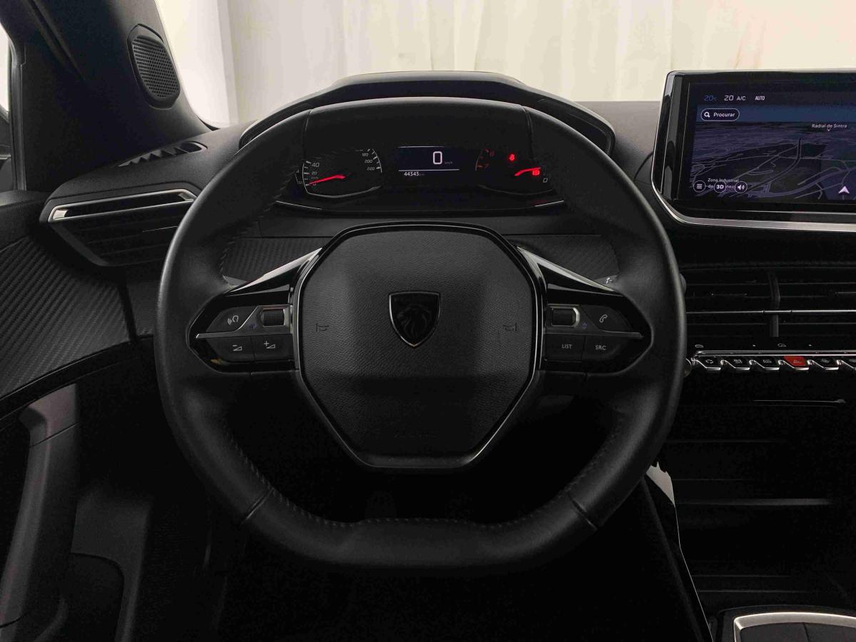 peugeot-2008-2024-gasolina-1199cc