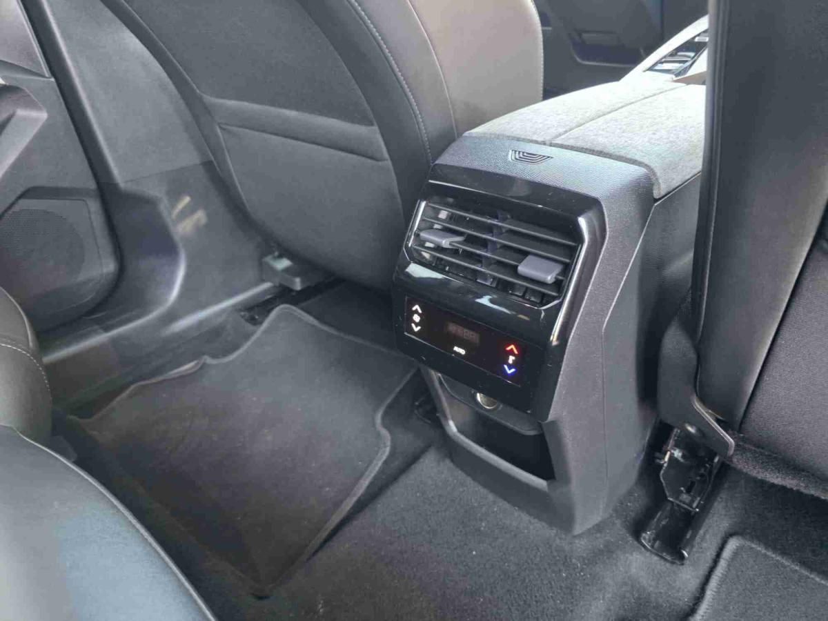 peugeot-5008-2025-gasolina-1199cc