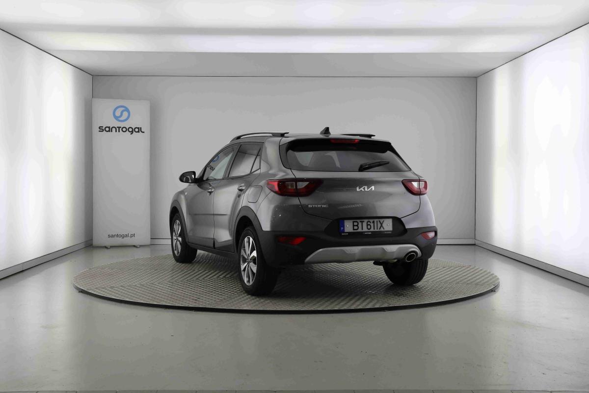 kia-stonic-2025-gasolina-1197cc