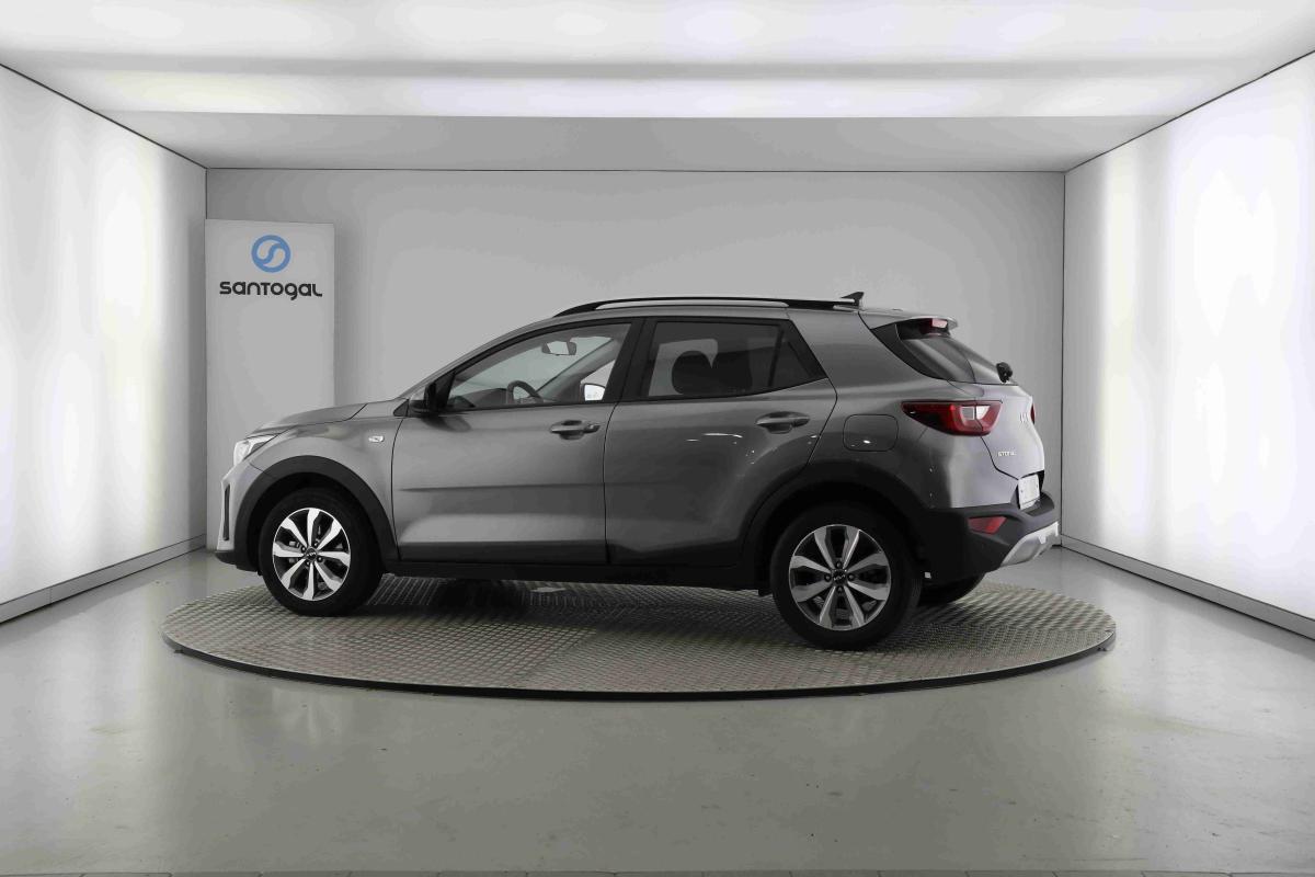 kia-stonic-2025-gasolina-1197cc