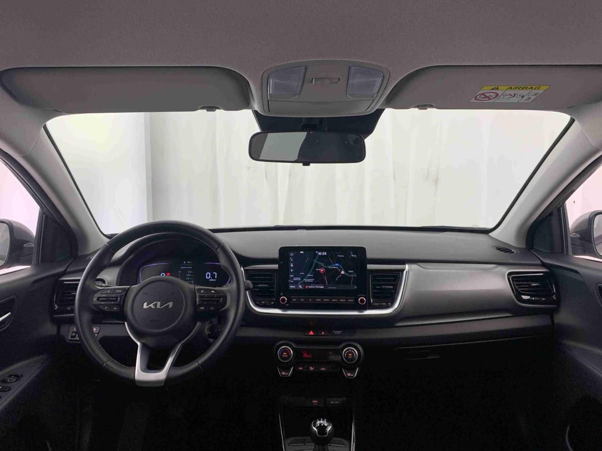 kia-stonic-2025-gasolina-1197cc