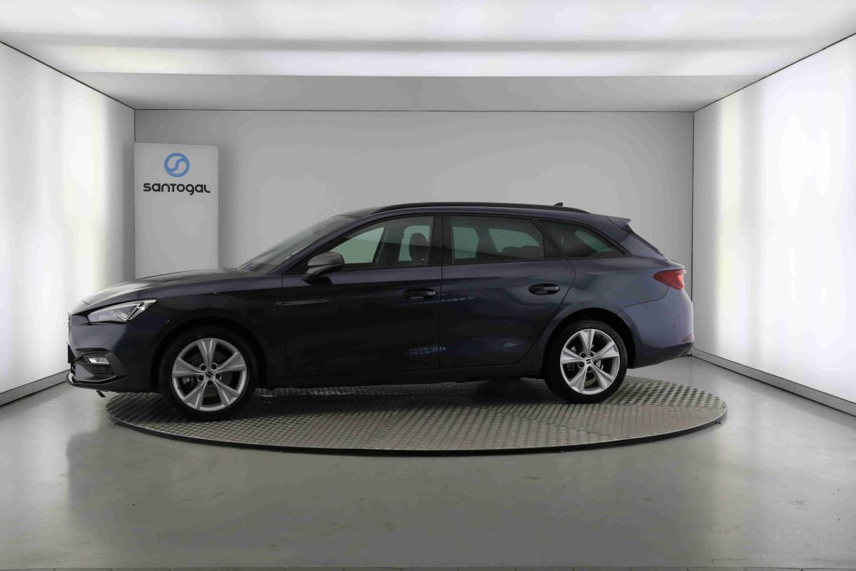 seat-leon-st-2023-hibrido-1395cc