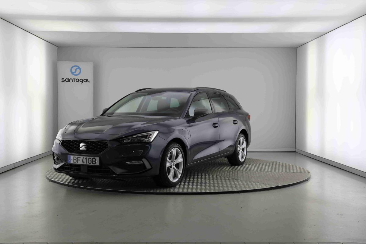 seat-leon-st-2023-hibrido-1395cc
